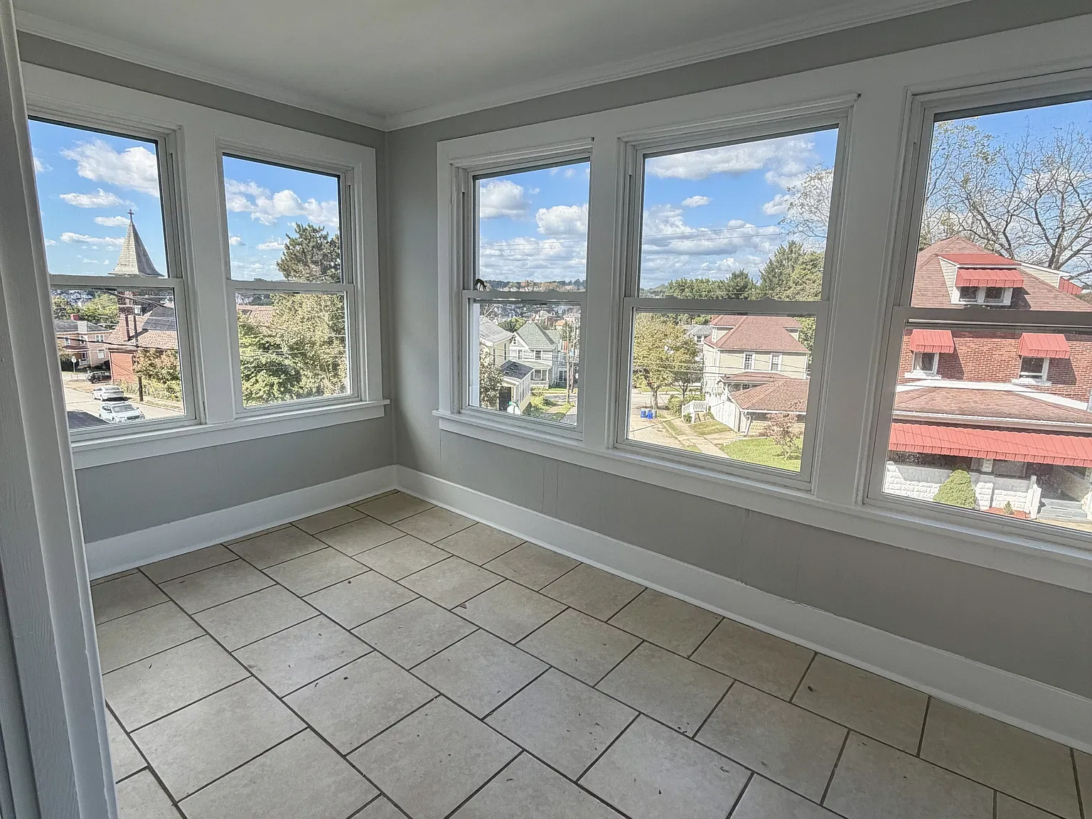 533 Tremont Avenue - 2 — Photo 2
