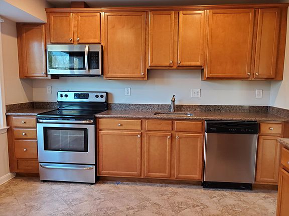 2nd image of 14209 Dennington Pl