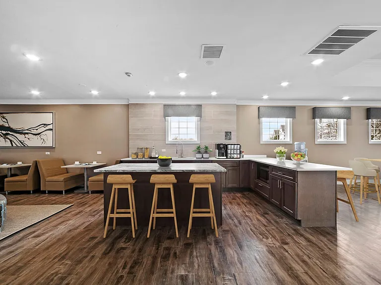 Rock Run Residences — Photo 15