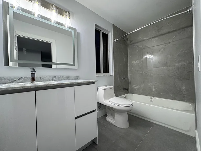 4319 Greenbriar Ln — Photo 11