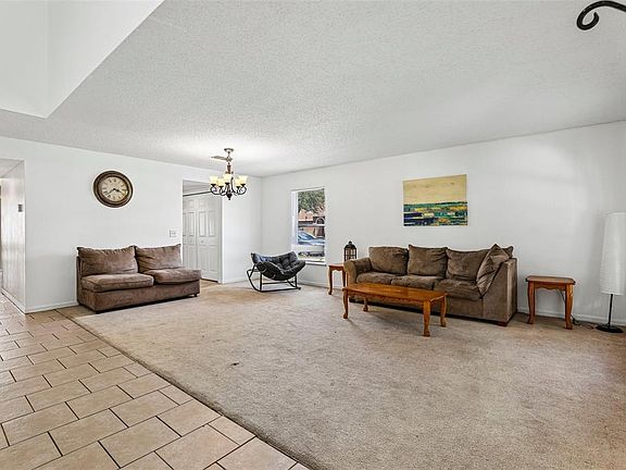 2nd image of 274 JOCELYN DRIVE