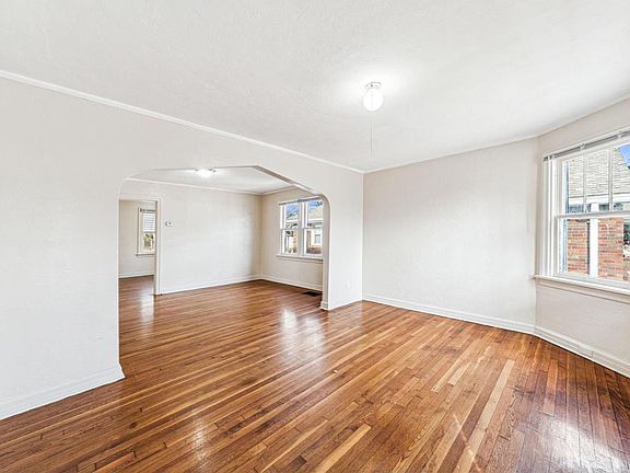 3rd image of 1461 Kingsland Ave