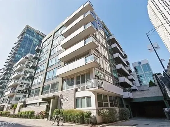 650 W Wayman St, Chicago, IL