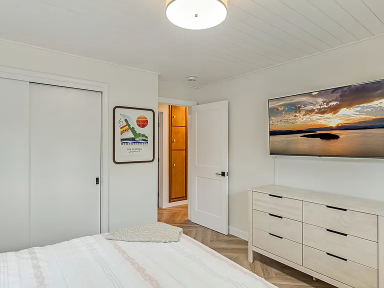 422 Antone St — Photo 17