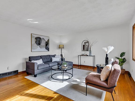 5th image of 1706 Sugarmaple Dr