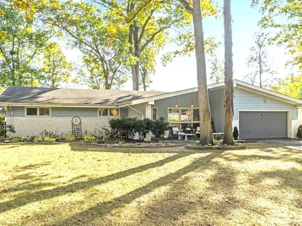 622 Shadyhurst Dr, Fort Wayne, IN 46825