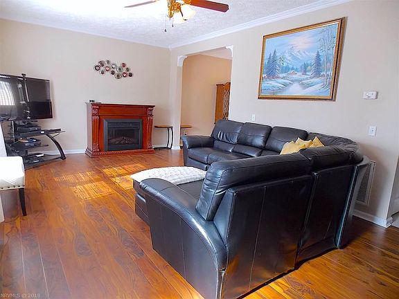 3rd image of 1650 Providence Blvd