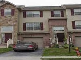 52 Sara Ln, Hanover, PA 17331
