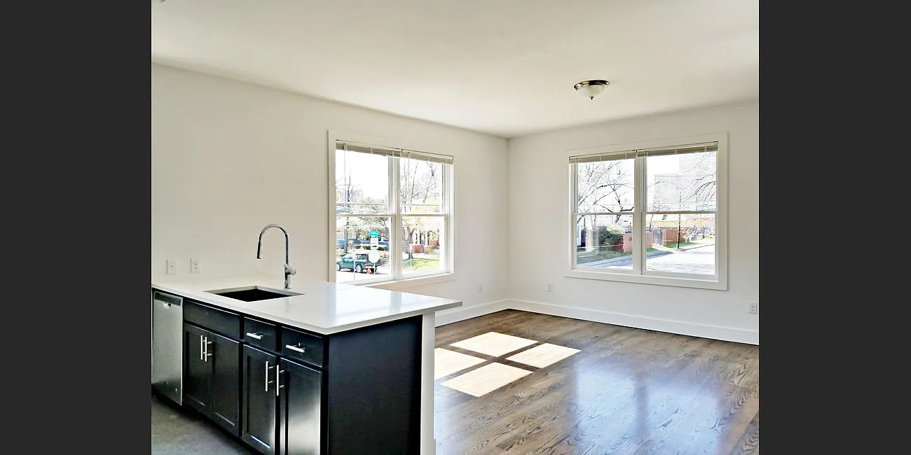4304 Junius St — Photo 2