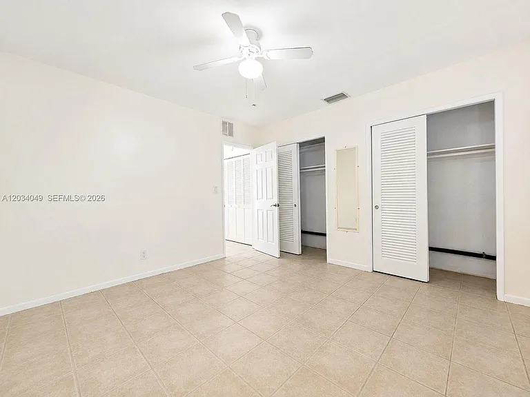 3217 NE 7th Pl #4 — Photo 11