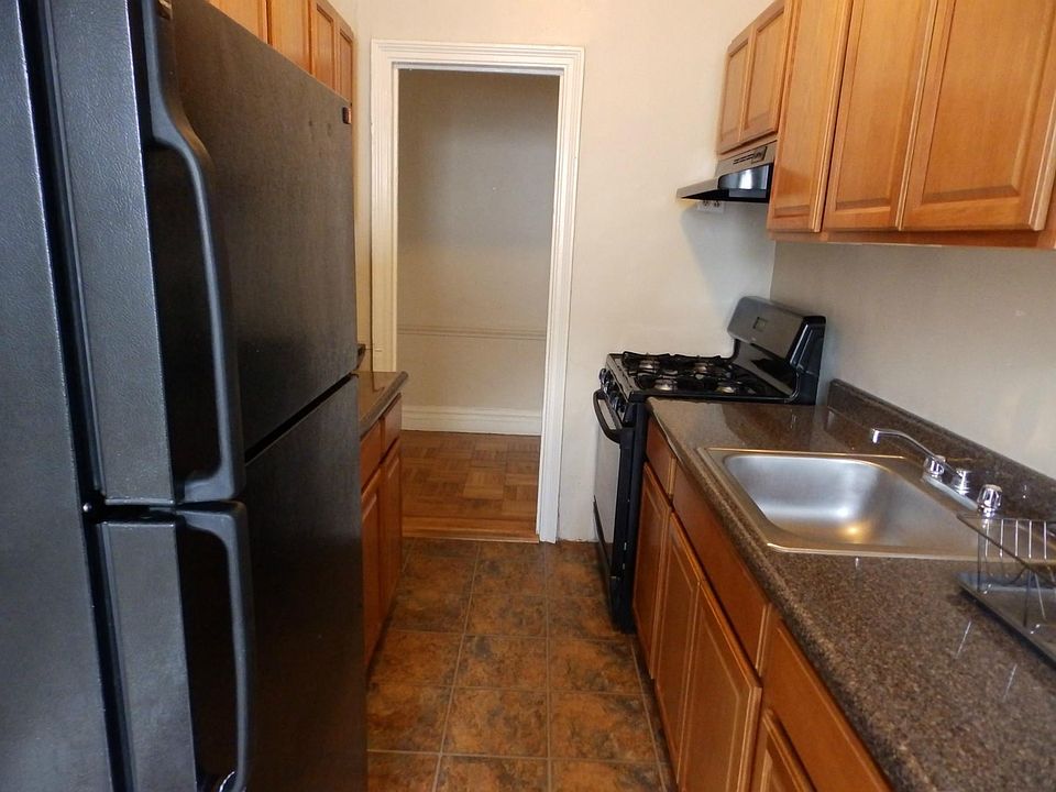 1st image of 68 E 19th St APT 4H