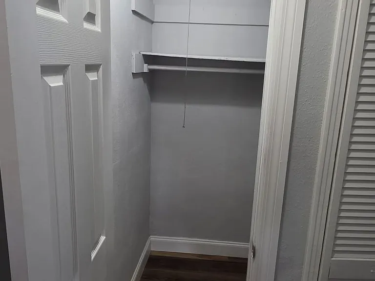 2252 Maple Ave — Photo 1