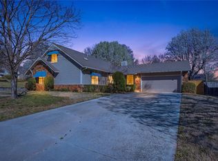 1711 Valley Rd, Sapulpa, OK 74066