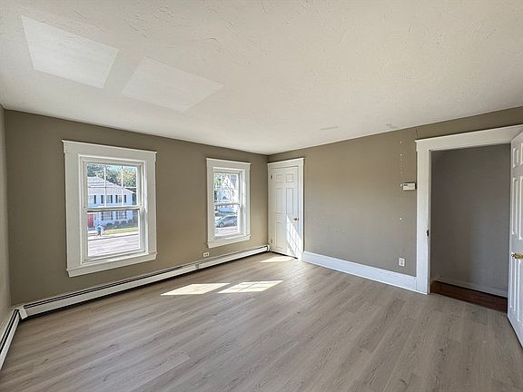 5th image of 740-742 Main St