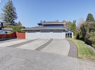 1922 NW 112th Cir, Vancouver, WA 98685