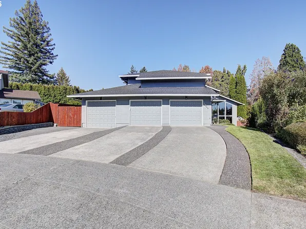 1922 NW 112th Cir, Vancouver, WA 98685