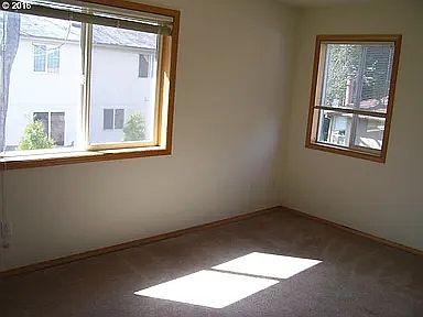 4th image of 139 SE Hogan Rd #139