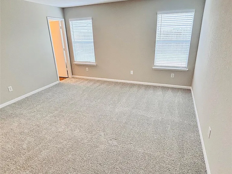 8134 Sanders Forest Ct — Photo 20