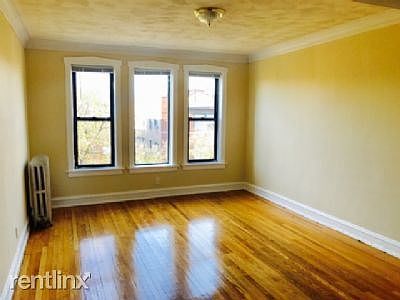 2nd image of 7151 S Bennett Ave APT 3s