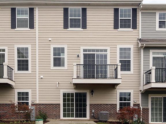 Located on 1504 in Pleasant Square in Schaumburg, IL