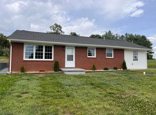 3779 Old Franklin Tpke, Glade Hill, VA 24092