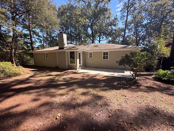 5th image of 302 Partridge Cir