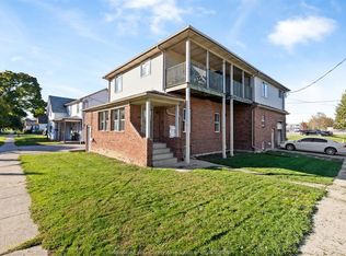 25 Clark St W, Leamington, ON N8H1E6