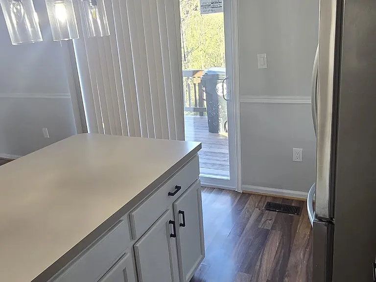 2401 Repton Ct — Photo 15