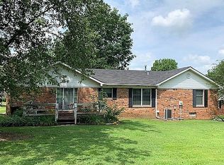 103 Adams Dr, Dexter, MO 63841