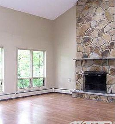 4th image of 1231 Brentwood Dr