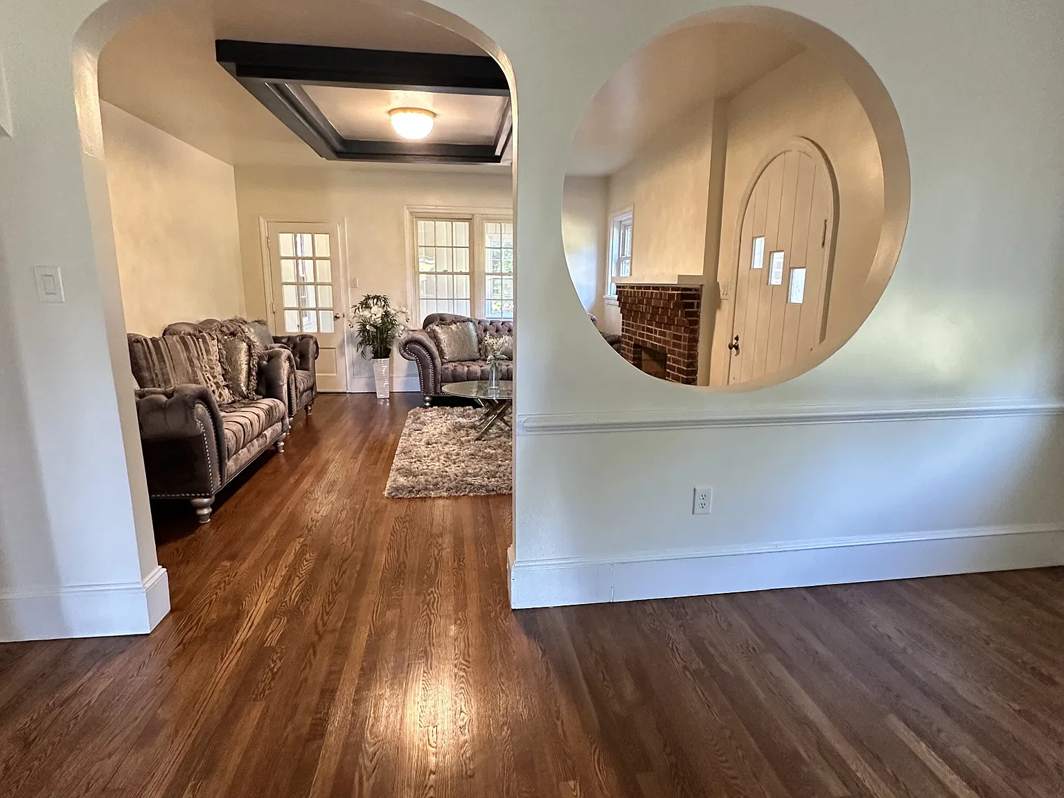 4 bed, 1932 sqft, $2,600 — Photo 2