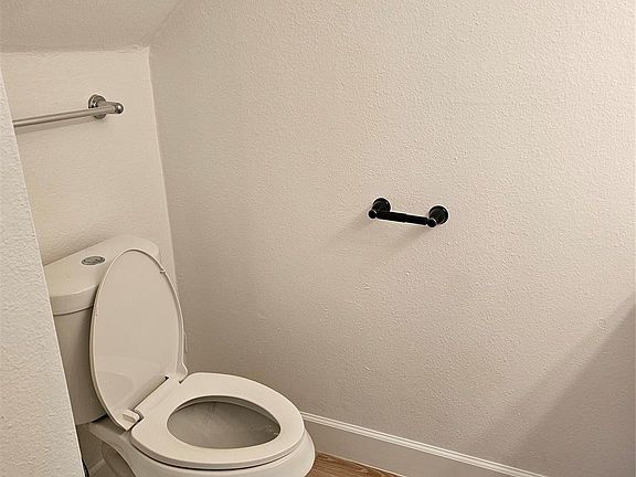 5th image of 2626 Holly Hall St APT 1206