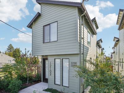 12098 Se Pne, Portland, OR, 97216