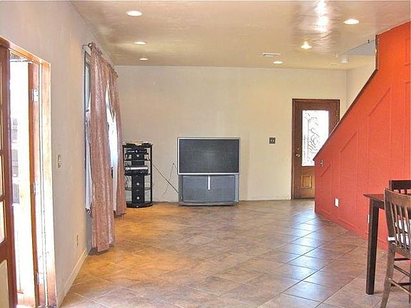 5th image of 1227 Cota Ave