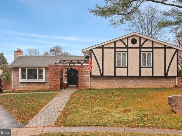 602 Beechwood Rd, Willow Grove, PA 19090