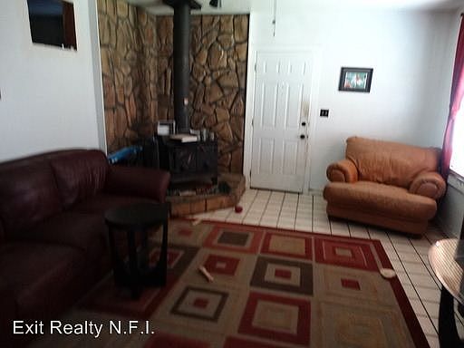 4th image of 126 Elm St