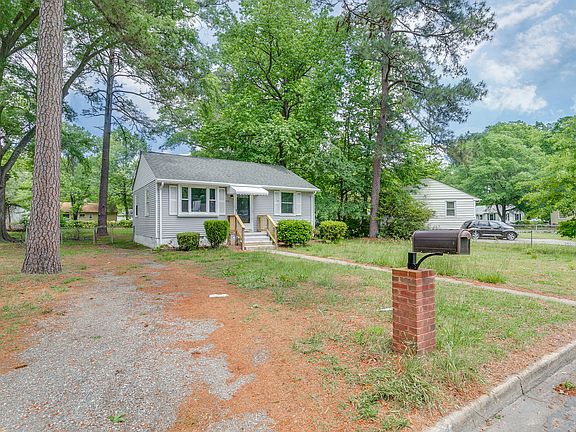 3rd image of 1922 Watts Ln
