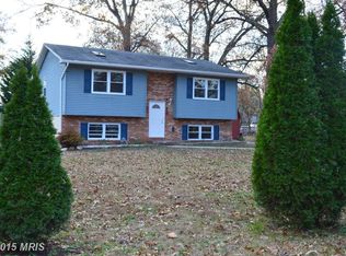 535 Center St, Pasadena, MD 21122