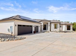 300 Dutch Ravine Ln, Newcastle, CA 95658