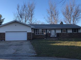 1575 W Allison Dr, Decatur, IL