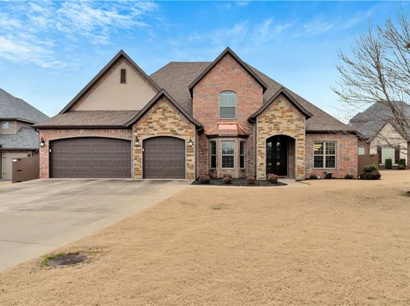 4200 NE Blue Spruce Ave, Bentonville, AR 72712