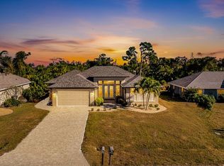 167 Mariner Ln, Rotonda West, FL 33947