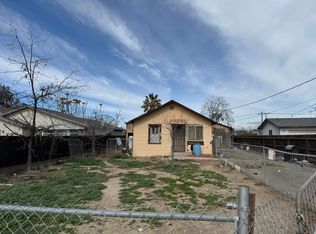 116 E Lang St, Hanford, CA 93230