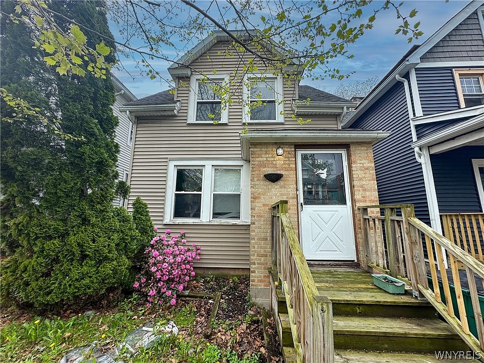 1st image of 32 Custer St