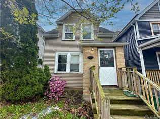 32 Custer St, Buffalo, NY 14214