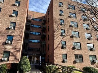 7363 Bell Blvd #L2, Oakland Gardens, NY