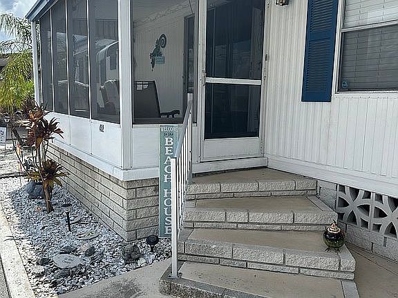 4th image of 1375 Pasadena Ave S Lot 432
