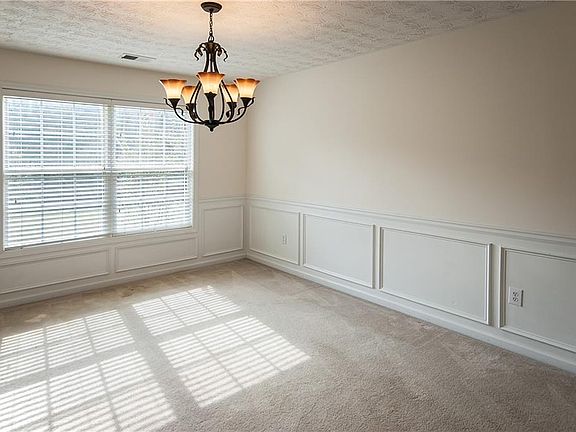 5th image of 2377 Swan Lake Dr