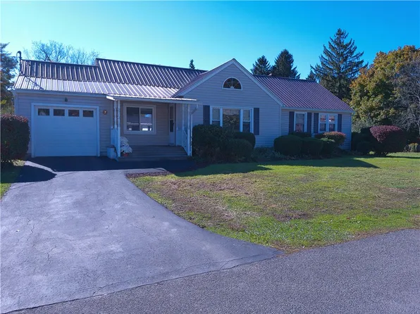 7 Sunset Dr, Afton, NY 13730