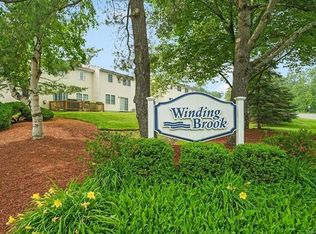 9 Pond Hill Ln, Walden, NY 12586